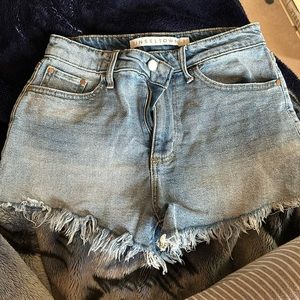 Barely worn, Girls Tinsletown Size 7 Frayed Jean shorts